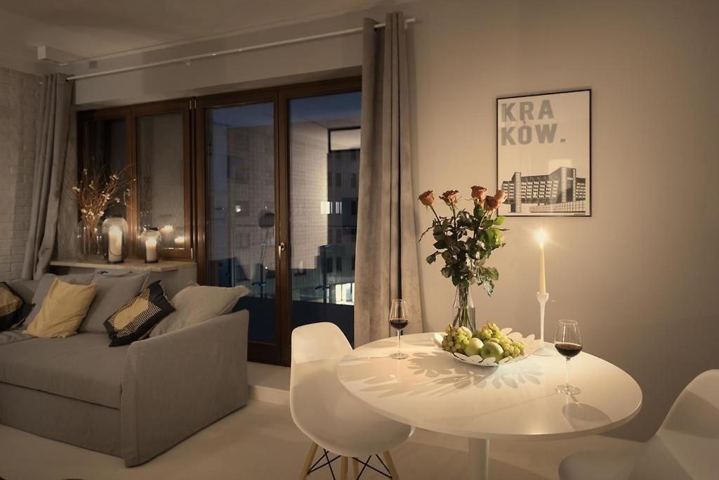 Premium Apartment For Old Town & Jewish Quarter - Balcony Plus Pool Onsite Krakau Exterior foto