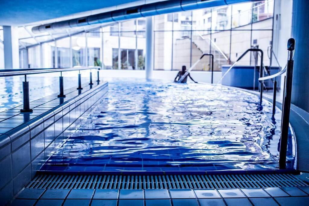 Premium Apartment For Old Town & Jewish Quarter - Balcony Plus Pool Onsite Krakau Exterior foto
