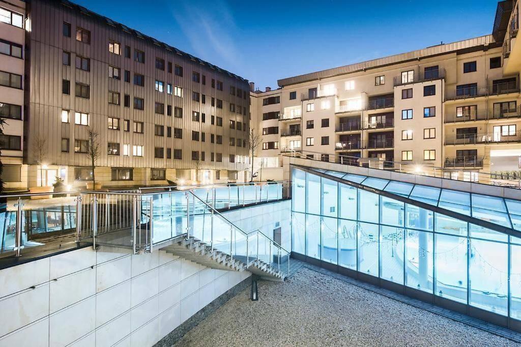 Premium Apartment For Old Town & Jewish Quarter - Balcony Plus Pool Onsite Krakau Exterior foto